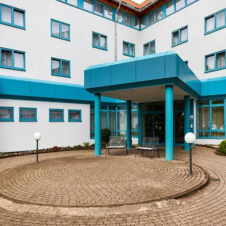 H+ Hotel Stuttgart Herrenberg-2