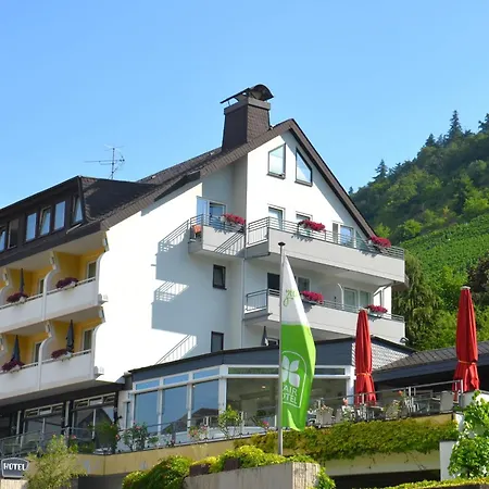 Flair Hotel Am Rosenhuegel - Garni-3