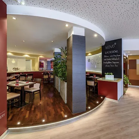 Novotel Frankfurt City-3