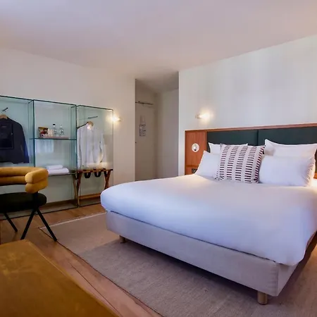 Hotel La Perouse-2