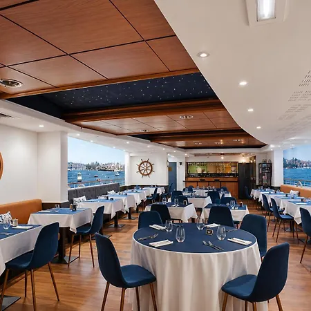 Logis Hotel Center-3