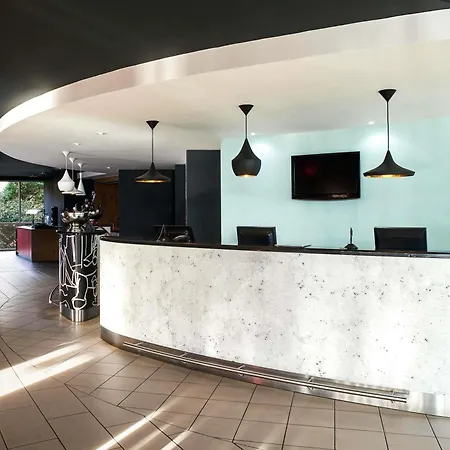 Ibis Swansea-2