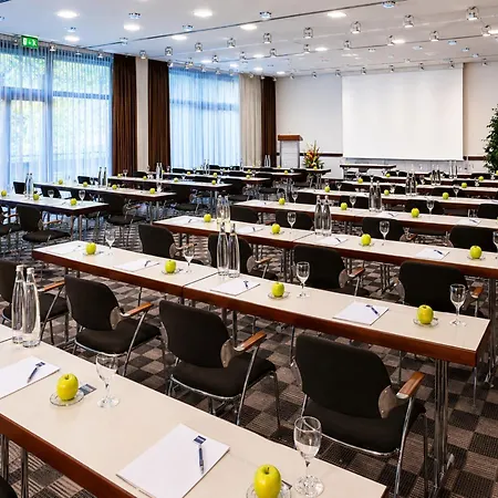 Dorint An der Kongresshalle Augsburg by Sunday Hotels-2