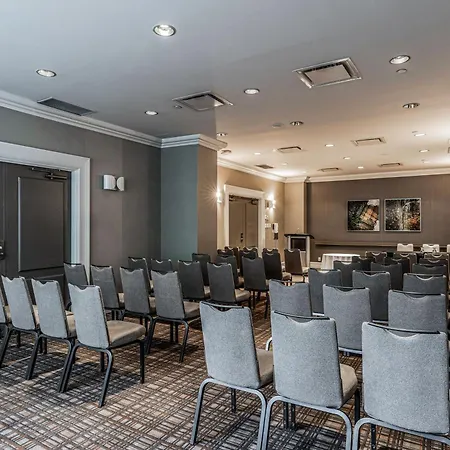 Delta Hotels By Marriott Montreal-3