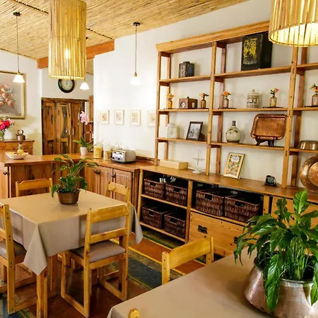 Oakdene Guest House-2