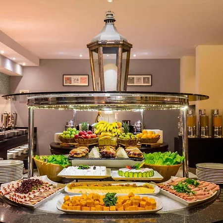Novotel Deira Creekside Dubai-3