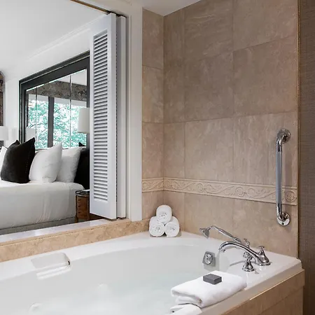 Wedgewood Hotel & Spa - Relais & Chateaux-2