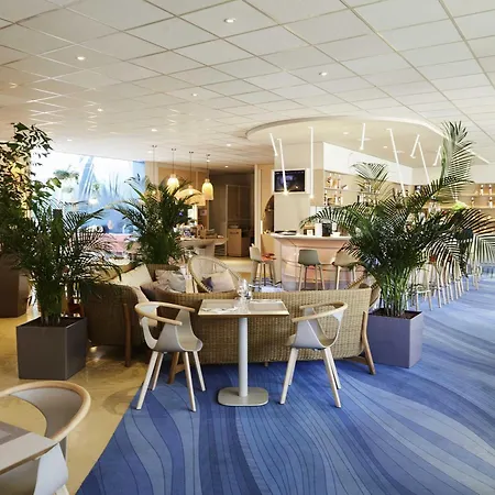 Ibis Styles Toulon Centre Port-3