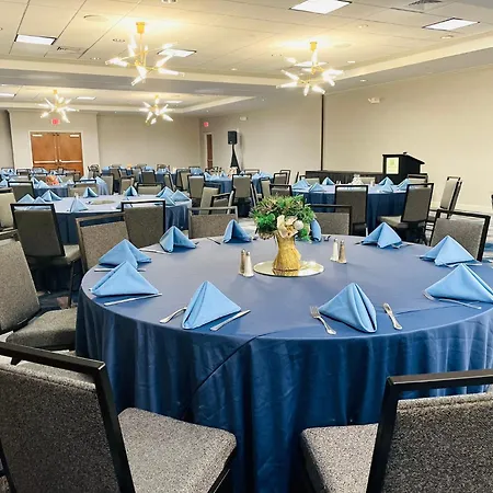 Crowne Plaza Ft Myers Gulf Coast By Ihg-3