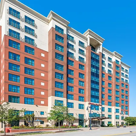 Hampton Inn & Suites National Harbor-Newly Renovated-2