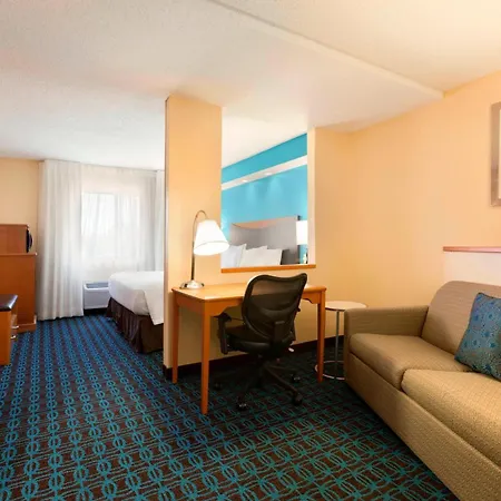 Fairfield Inn & Suites Midland-3