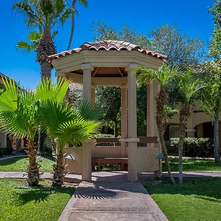 La Fuente Inn&Suites-3