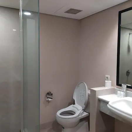 Grand Tropic Suites Hotel-2