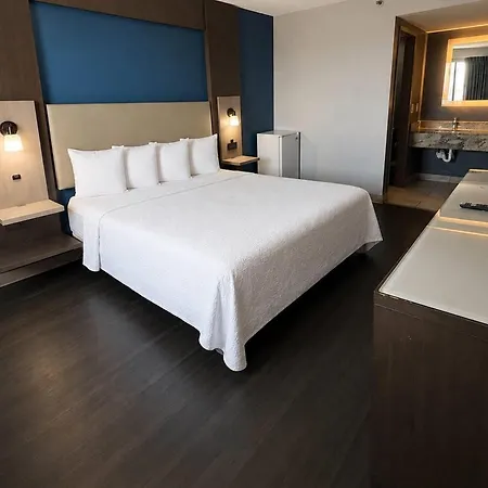 Days Inn By Wyndham El Paso I-10 East-3