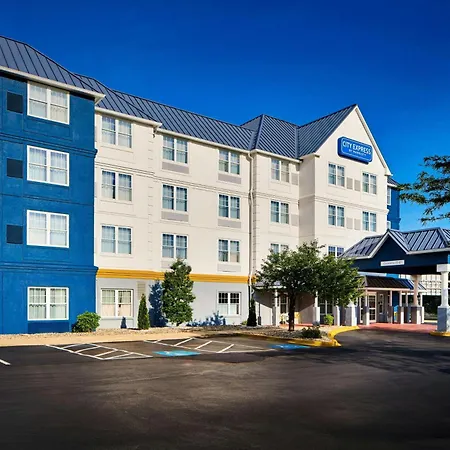 City Express By Marriott Louisville Southeast-2