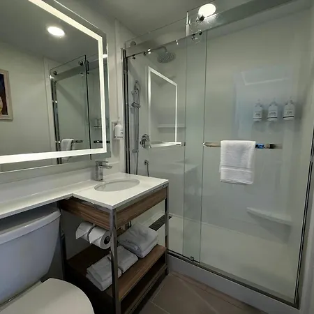 Inn At Lebanon - Hershey & Manheim Area-3