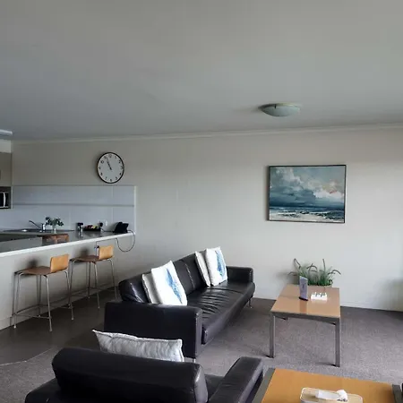 Albacore Apartments-2