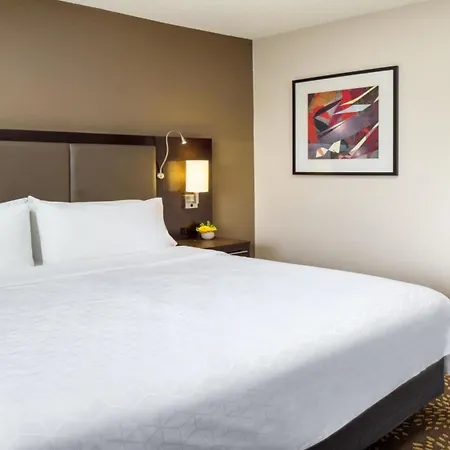 Holiday Inn And Suites Phoenix Airport North By Ihg-2