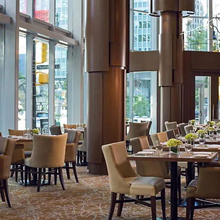 Vancouver Marriott Pinnacle Downtown Hotel-3