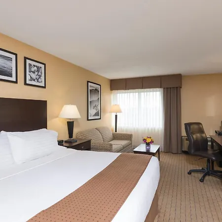 Holiday Inn Cleveland - South Independence By Ihg-2