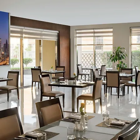Moevenpick Hotel Apartments Al Mamzar Dubai-3