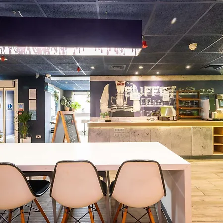 Ibis Budget London Barking-3