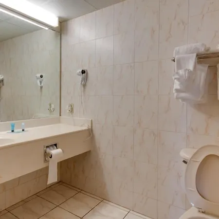 Ocean 1 Hotel & Suites Ocean City-3