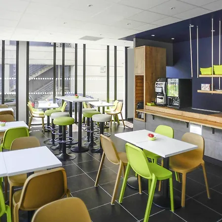 ibis budget Gare de Poitiers-3