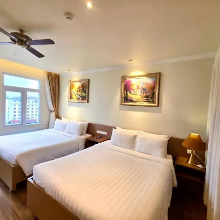 Tulip Hotel 2-3