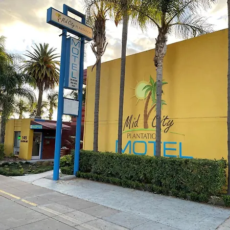 Mid City Plantation Motel-3