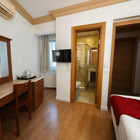 Grand Peninsula Hotel-3