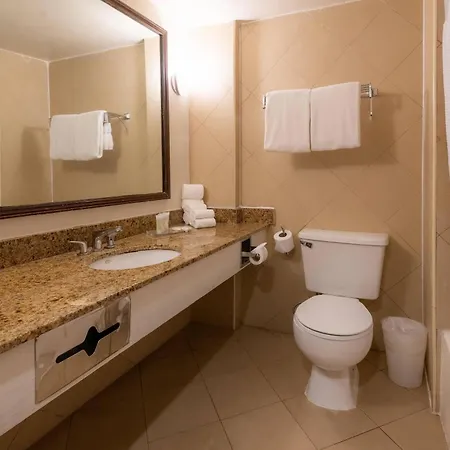 Radisson Hotel Trinidad-2