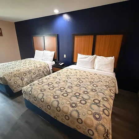 Paradise Inn & Suites-2