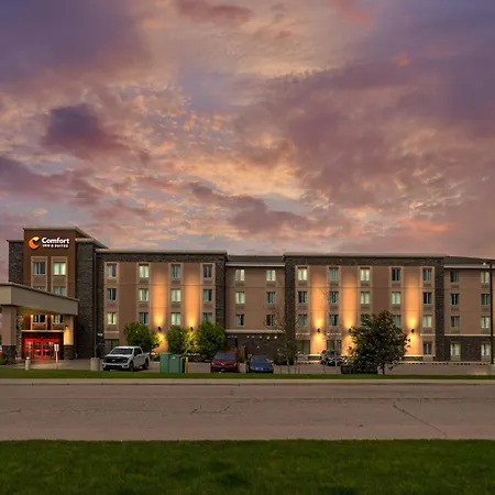 Comfort Inn & Suites Airport North-3