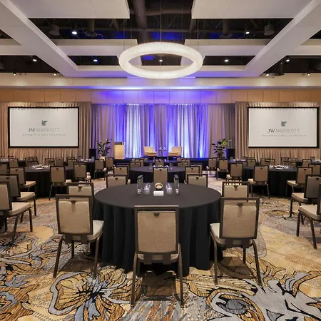 Jw Marriott Minneapolis Mall Of America-2