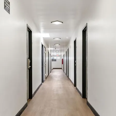 Encore Inn Inglewood-3