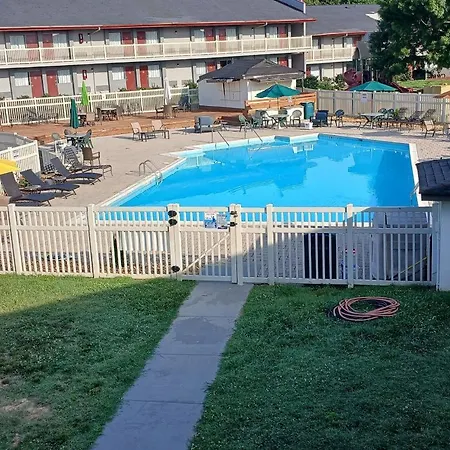 Red Roof Inn Doswell - Kings Dominion-2