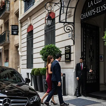 La Clef Champs-Elysees Paris By The Crest Collection-3