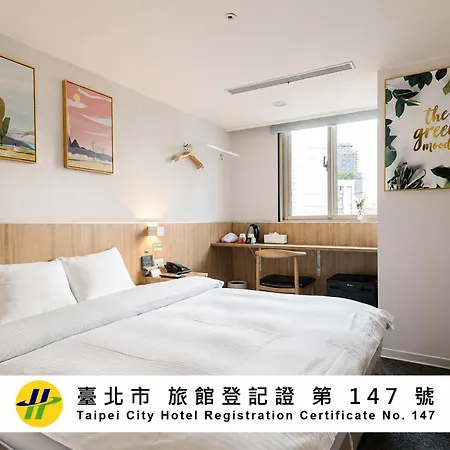 Hotel Attic-2