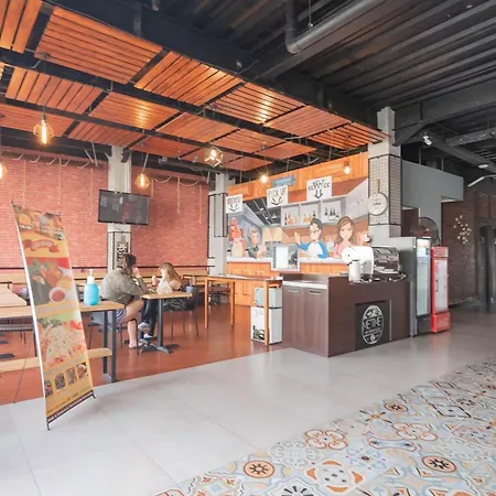 Reddoorz Plus @ Doorman Guest House-2
