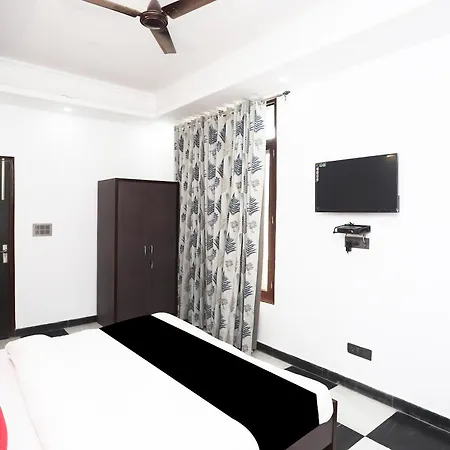 Capital O Peaceful Stays Near Iskcon Temple Noida-2