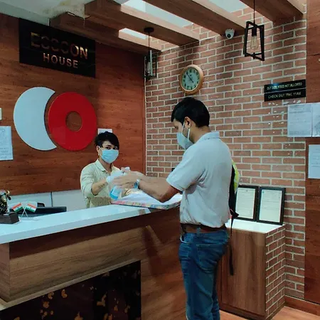Capital O Esscon House Near Payal Cinema-2