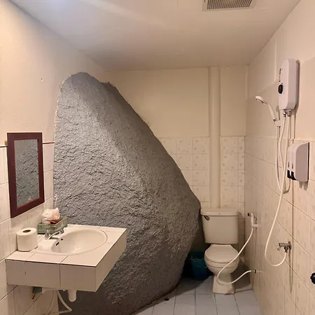 Rocky Resort-3