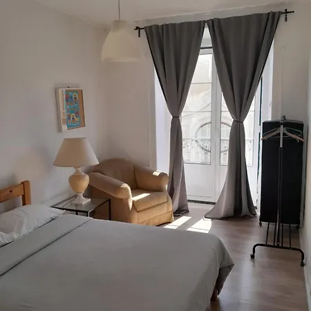 Chiado Open World Hostel-2