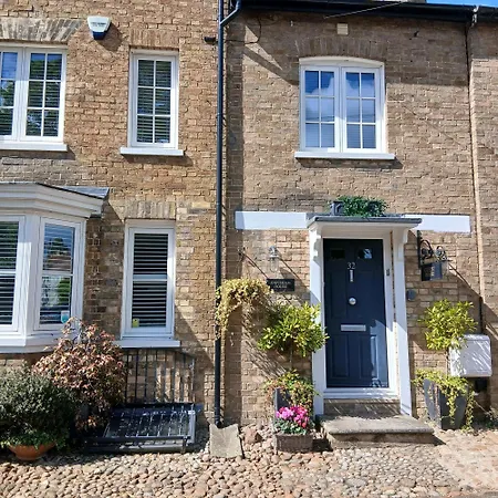 Havisham House-2