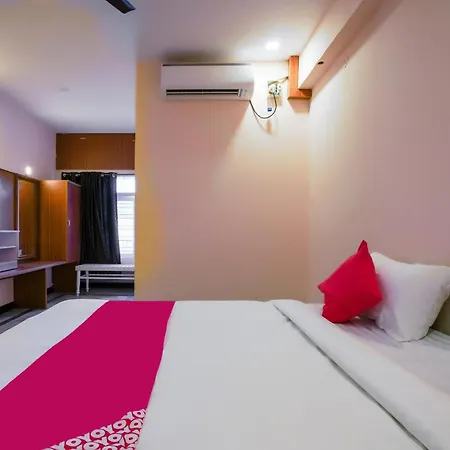 Hotel O Raja Residency Near Snow World-3