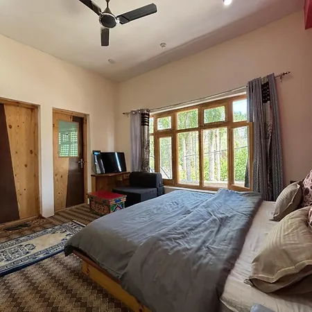 Hidden Leaf Homestay-3