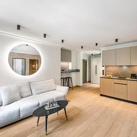Residenz Boutique Suites-2