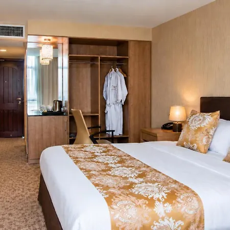 Marcian Garden Hotel-3