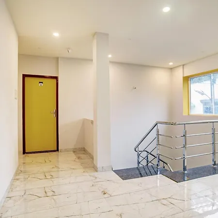 Townhouse Pine Tree-3